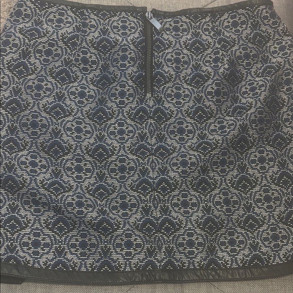 Express Blue White Textured Mini Skirt Size 6 Patterned Career Skirt - Picture 4 of 5